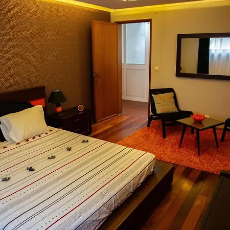 Snooker House *