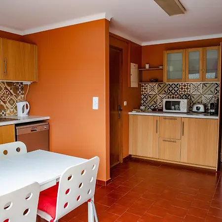 Snooker House 蓬塔德尔加达