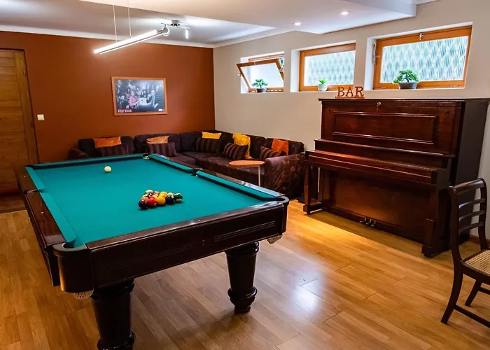 Snooker House Ponta Delgada (Sao Miguel)